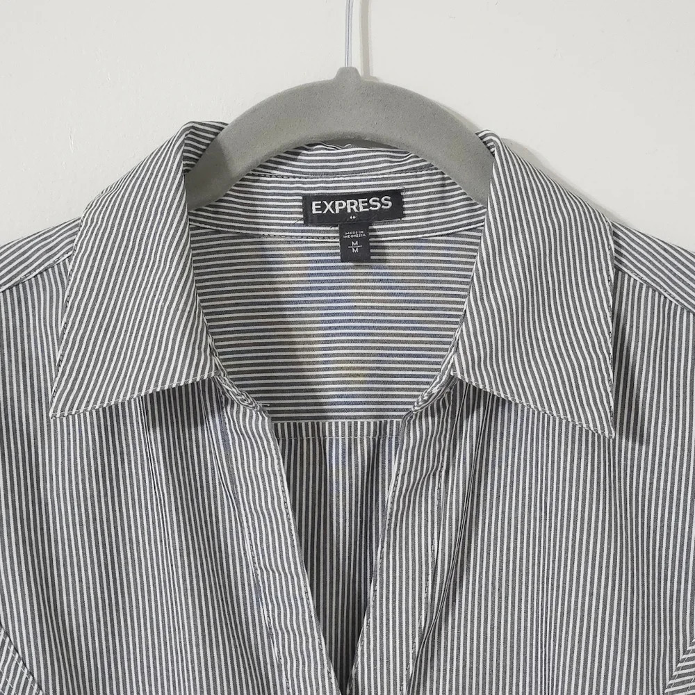 ✨️4/$20. Original Essential Shirt, Button Down Career Wear, Fitted Pin Stripe, M - Picture 5 of 15